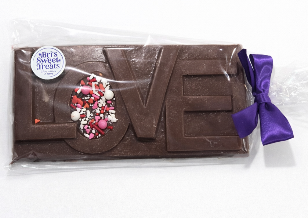 XL LOVE Candy Bar – Almost ½ Pound ( PRE-ORDER NOW & PICK UP THE WEEK OF VDAY)